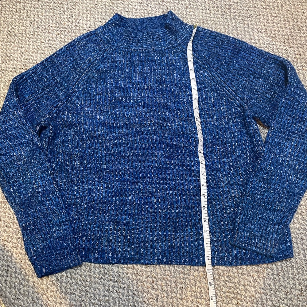 Banana Republic Women’s Blue Knit Sweater - Picture 2 of 6